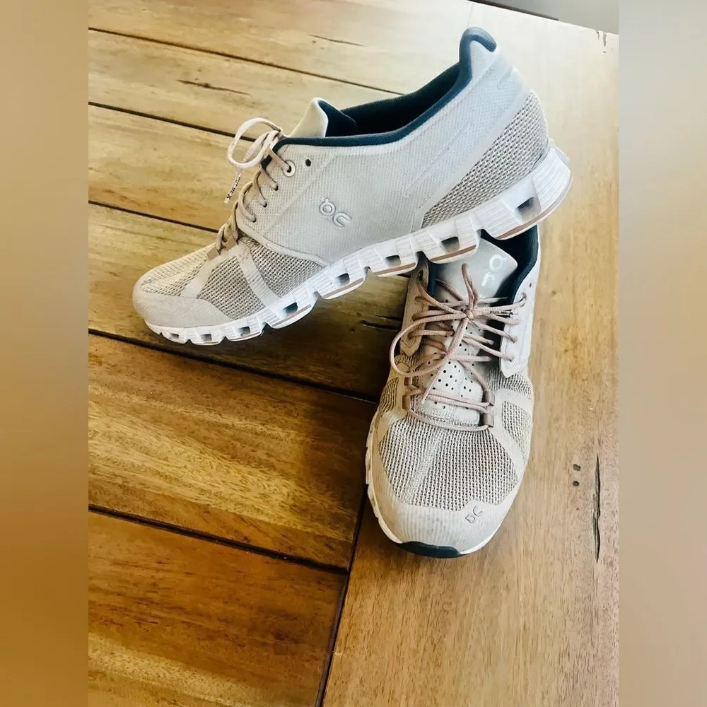 On Running Tan Sneakers; Men’s Size 11.5, GREAT pre-loved condition